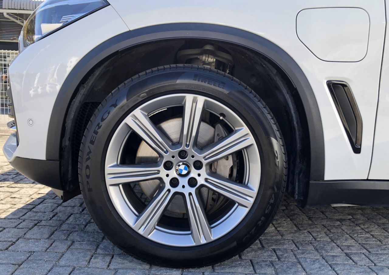 G05 X5 xDrive45e xLine XB1 PHEV