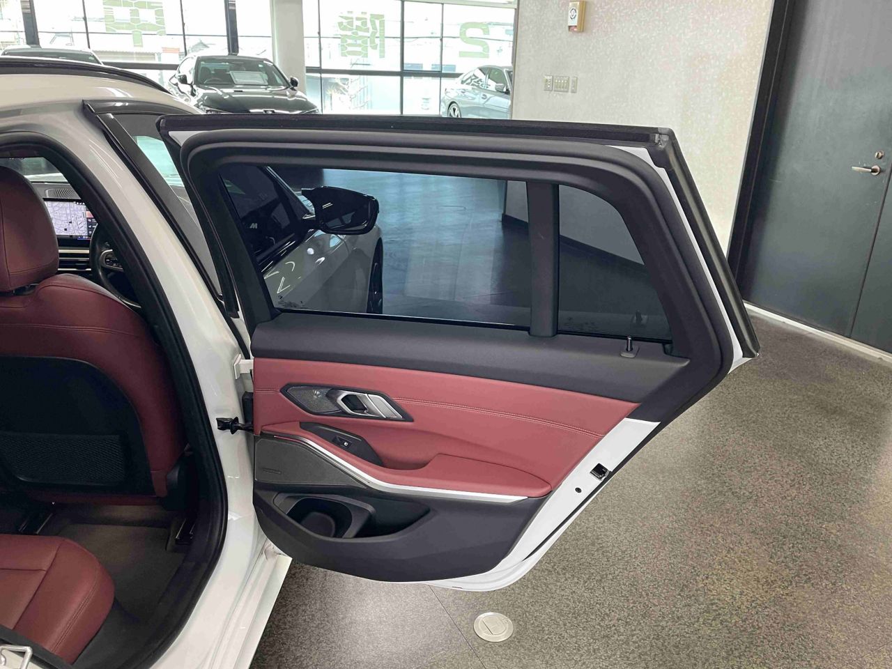 G21 M340i xDrive Touring LCI RHD