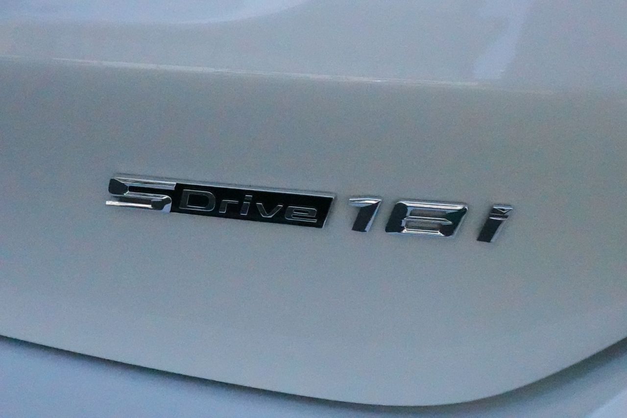 X1 sDrive18i RHD