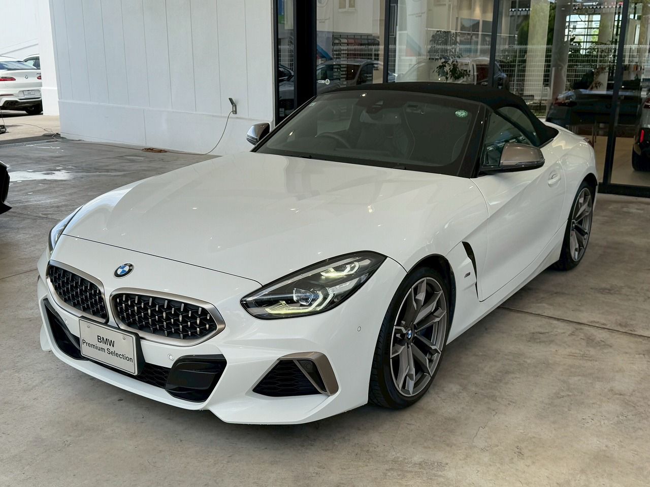 G29 Z4 M40i RHD