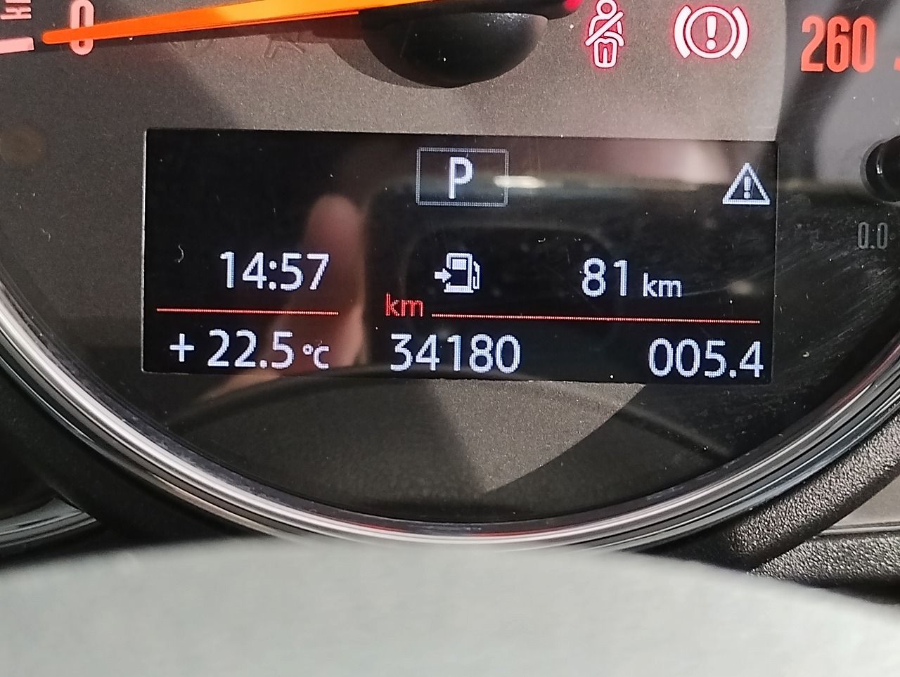F56 COOPER S D(AT)