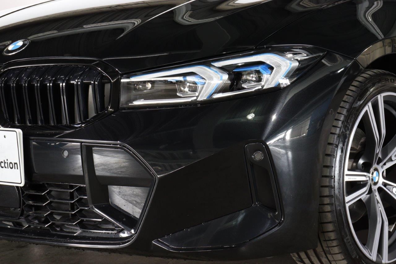 320d xDrive Berline RHD