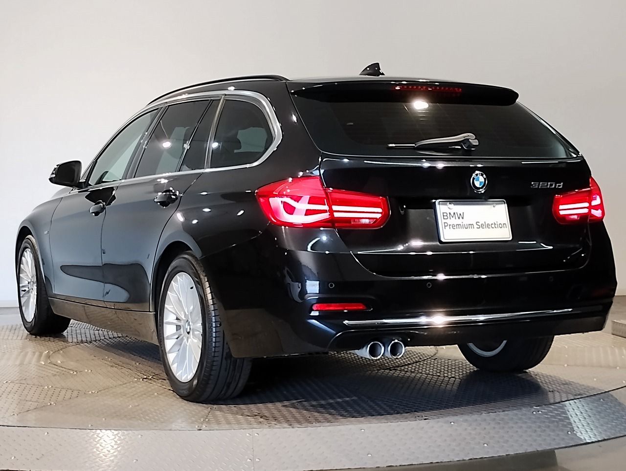 320D TOURING RHD
