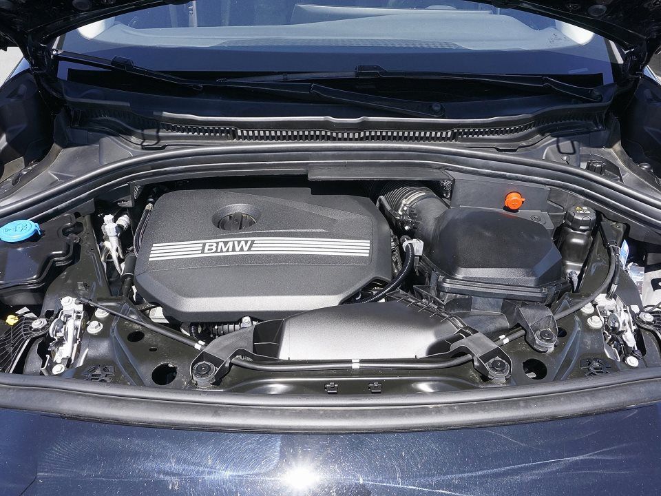BMW 218