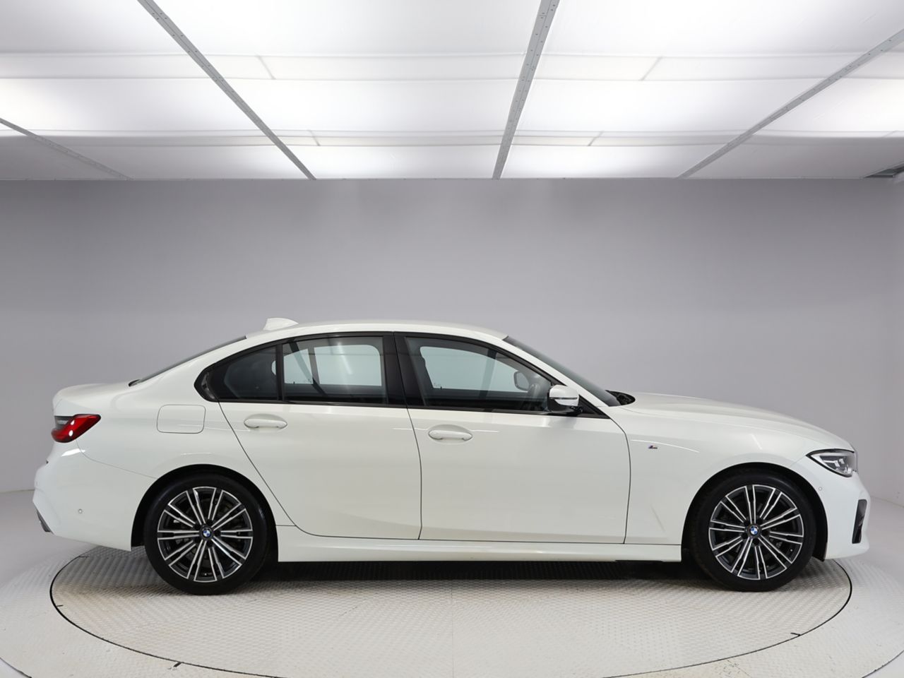 318i Berline RHD