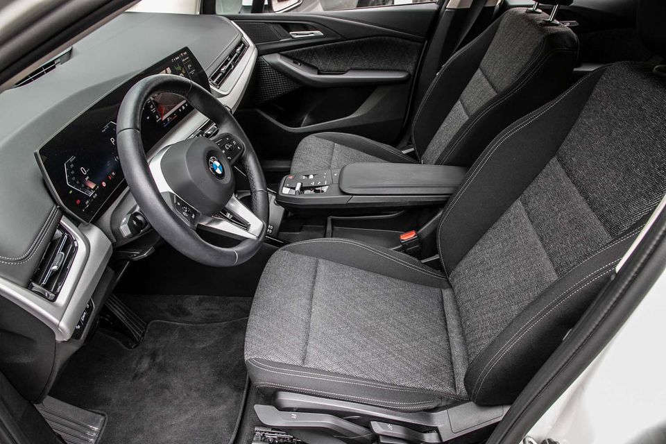 BMW 216