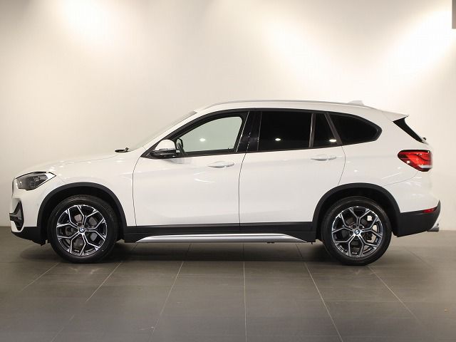 X1 sDrive18i RHD