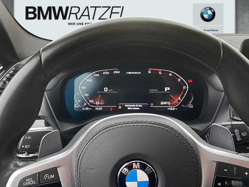 X3 M40d