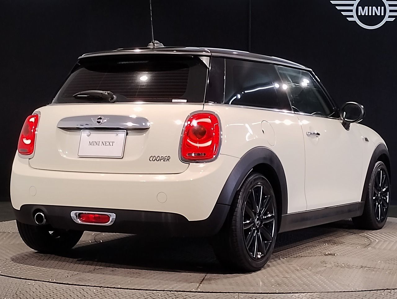 F56 MINI COOPER