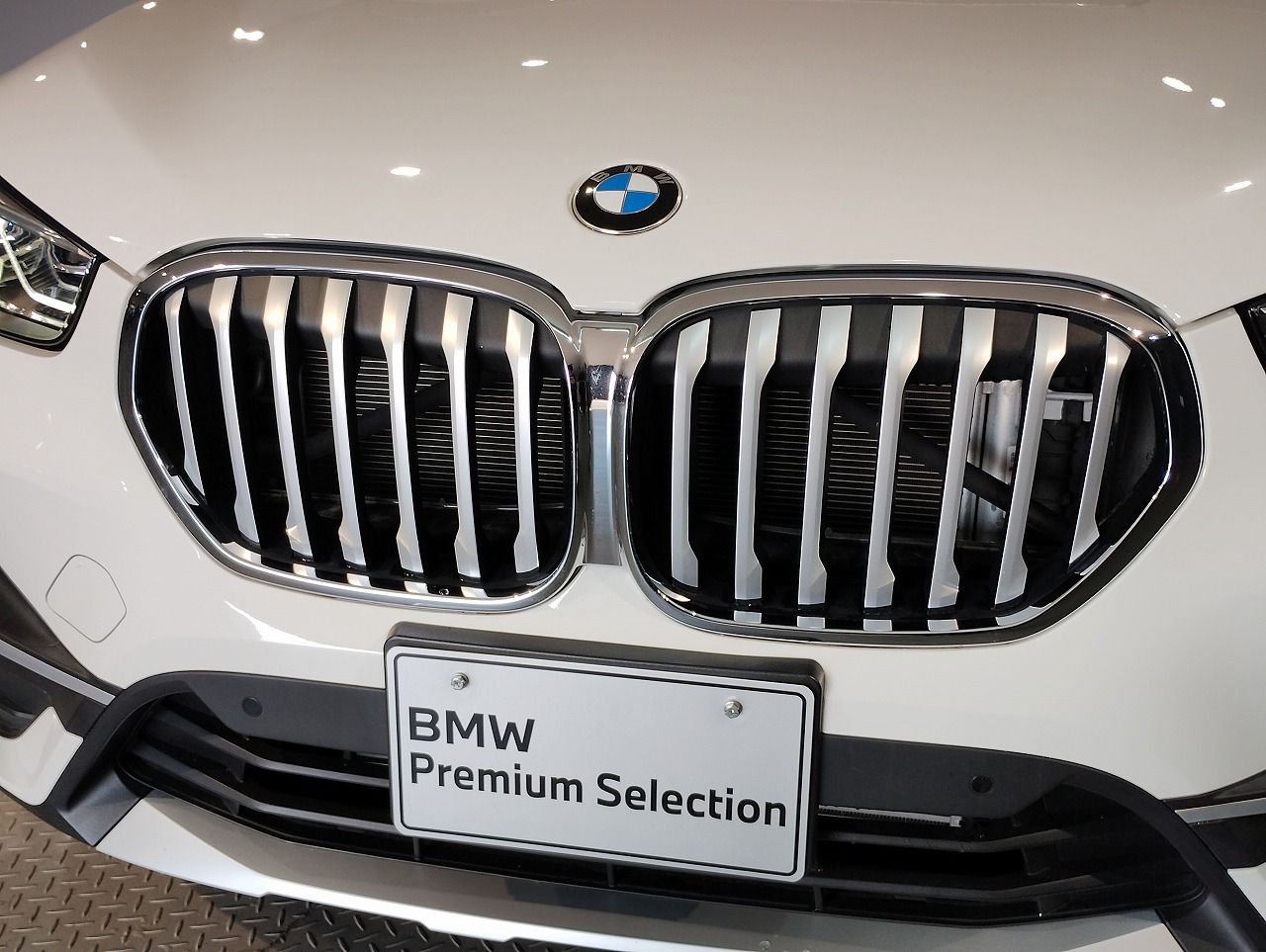 X1 sDrive18i RHD