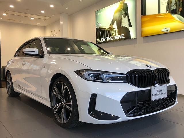 320d xDrive Berline RHD