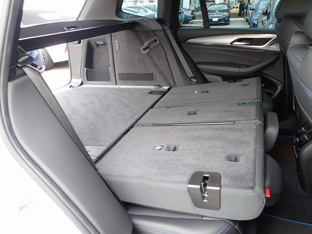 X3 20D