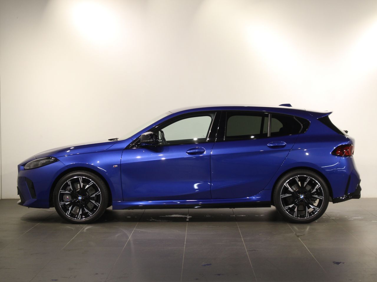 M135 xDrive Sports Hatch