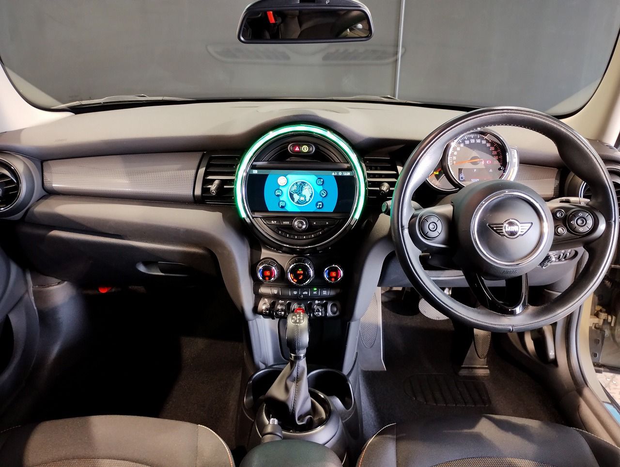 F55 COOPER D (AT)