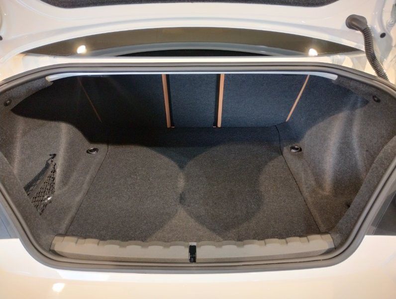 M240i xDrive Coupé RHD