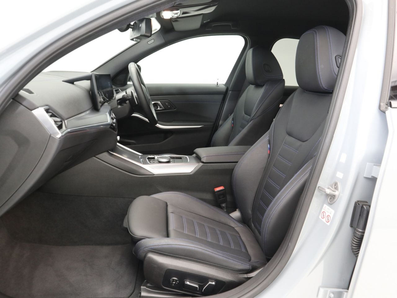 320d xDrive Berline RHD