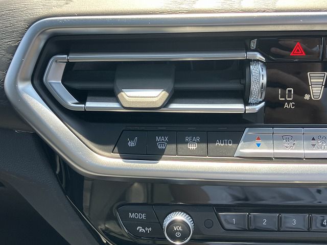 G01 X3 M40i RHD LCI ZA