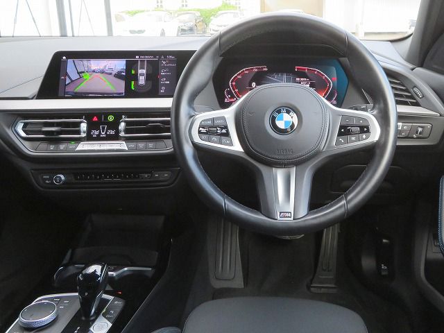 F40 118d Sports Hatch 5-door B47 2.0d