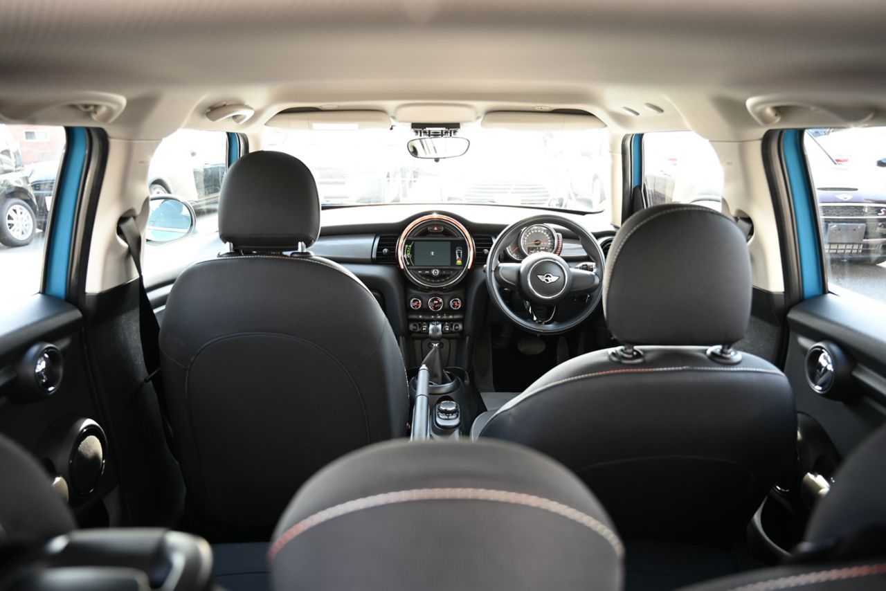 F55 COOPER