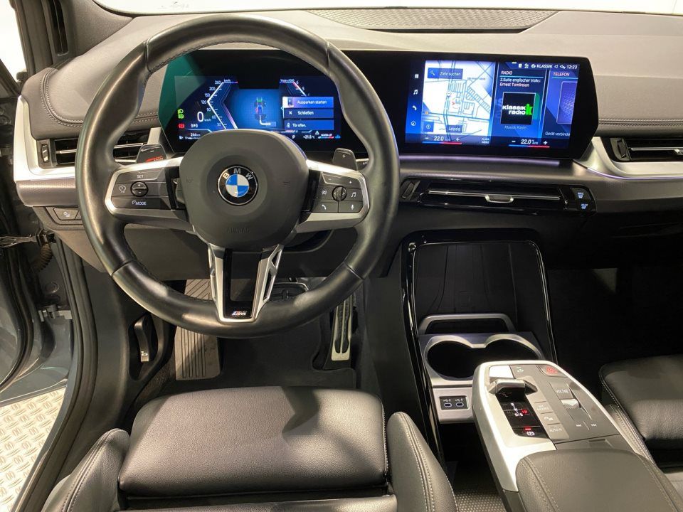 BMW 218