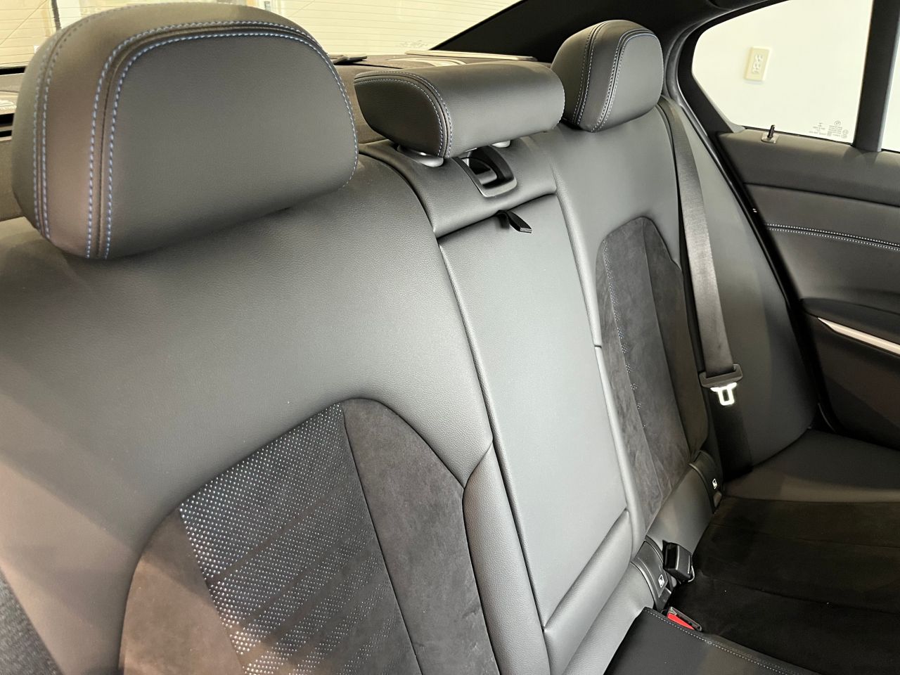 G20 320i Saloon RHD MX