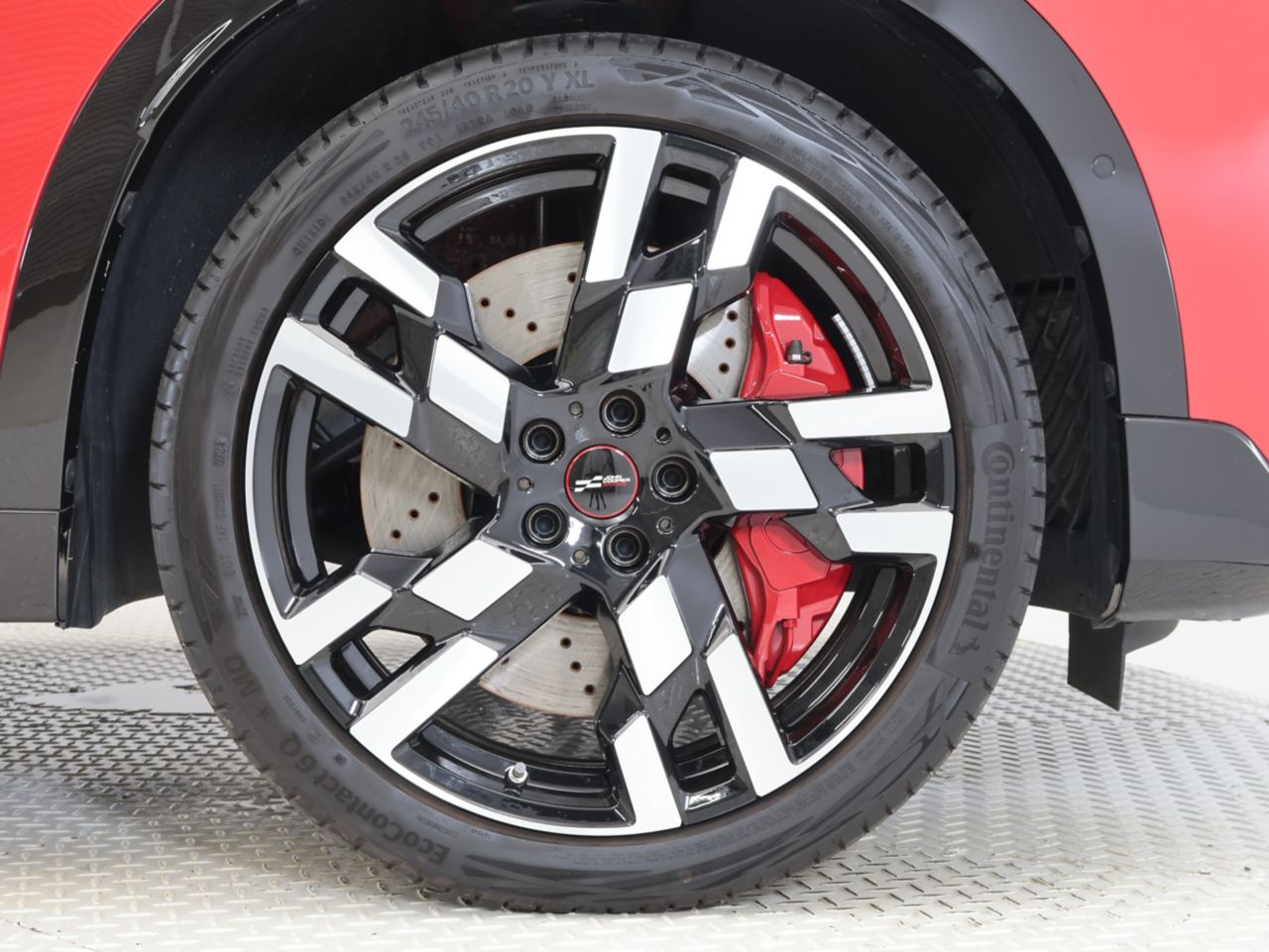 U25 MINI John Cooper Works Countryman ALL4