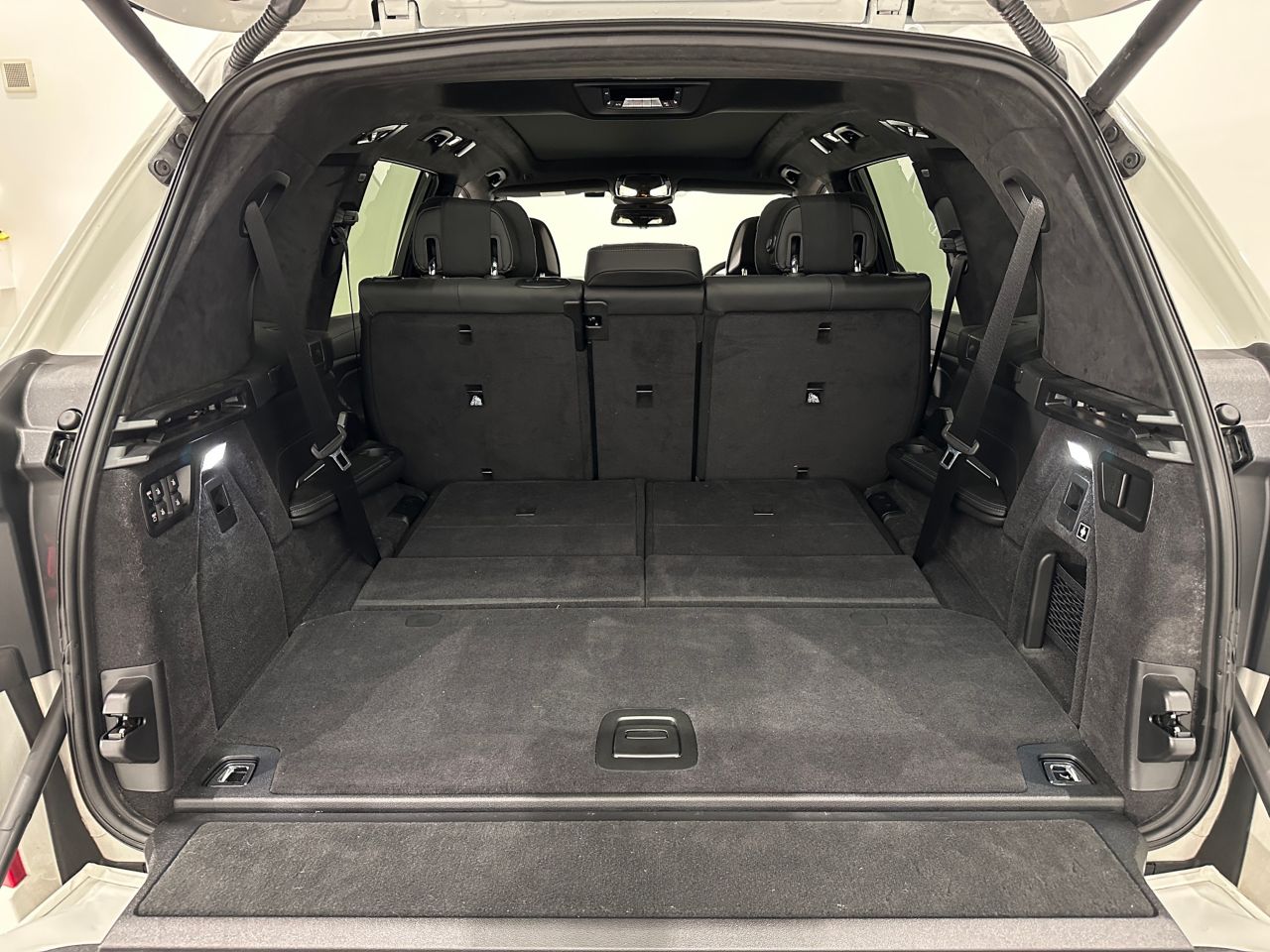 X7 xDrive40d RHD US