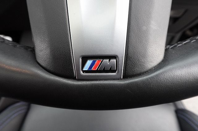 G01 X3 M40i RHD ZA