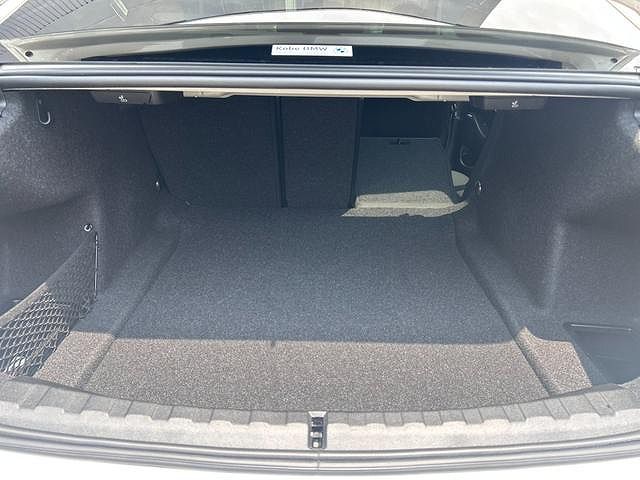 320d xDrive Berline RHD