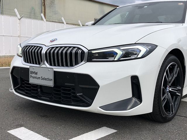 320d xDrive Berline RHD