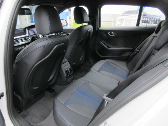 F40 118d Sports Hatch 5-door B47 2.0d