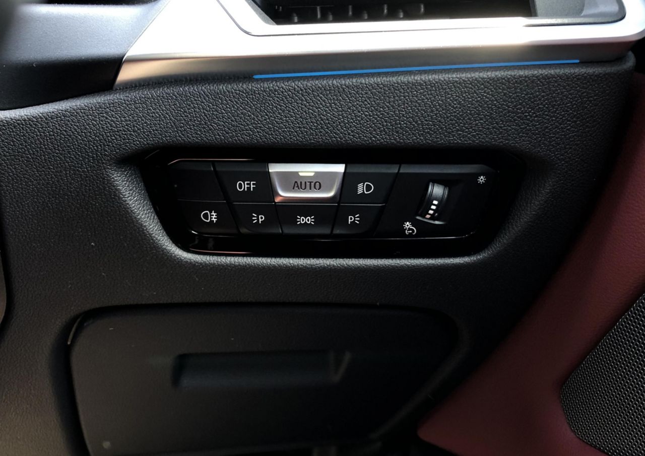 G26 i4 eDrive40 RHD