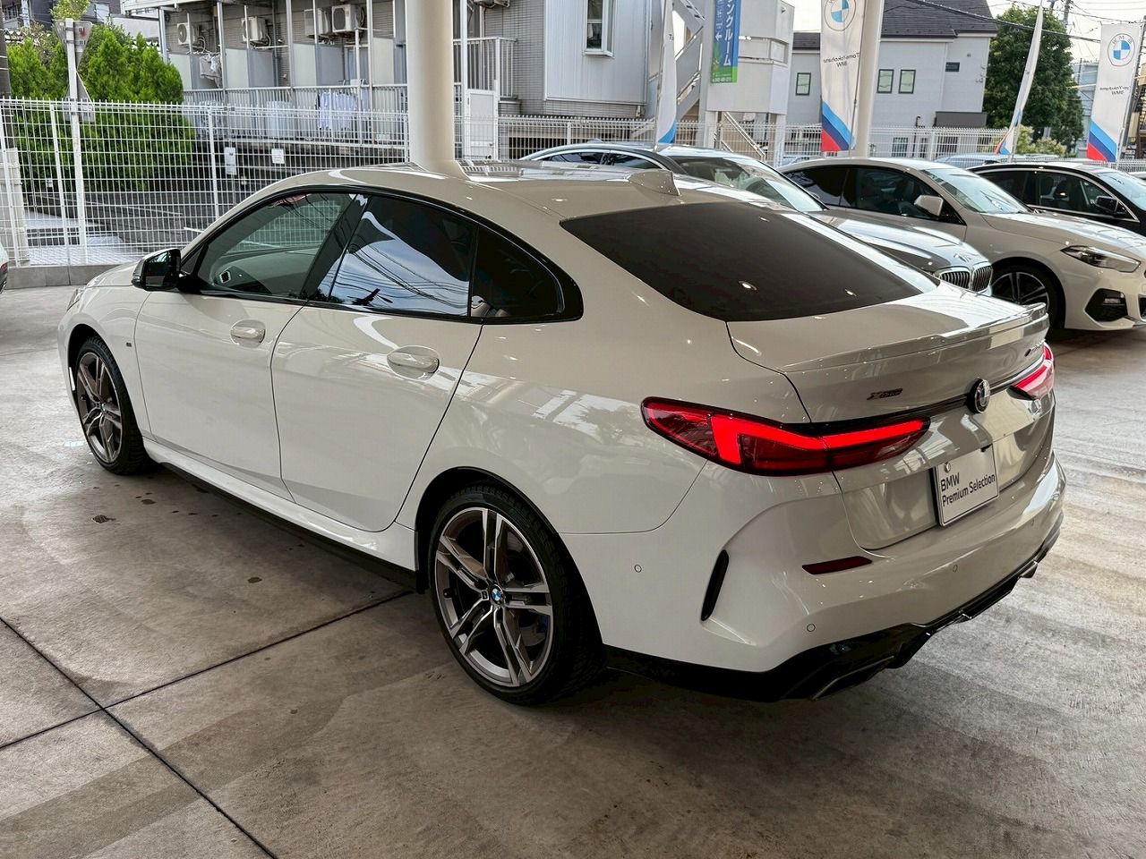 F4* **35i xDrive **** ***** B48 2.0i
