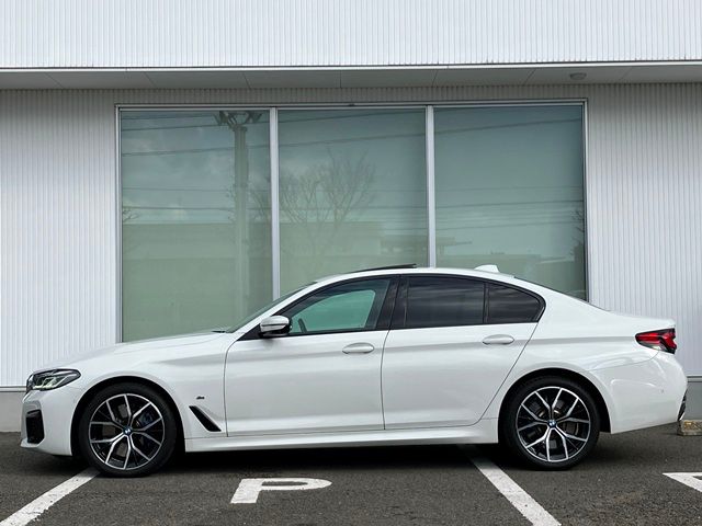 540i xDrive Sedan RHD