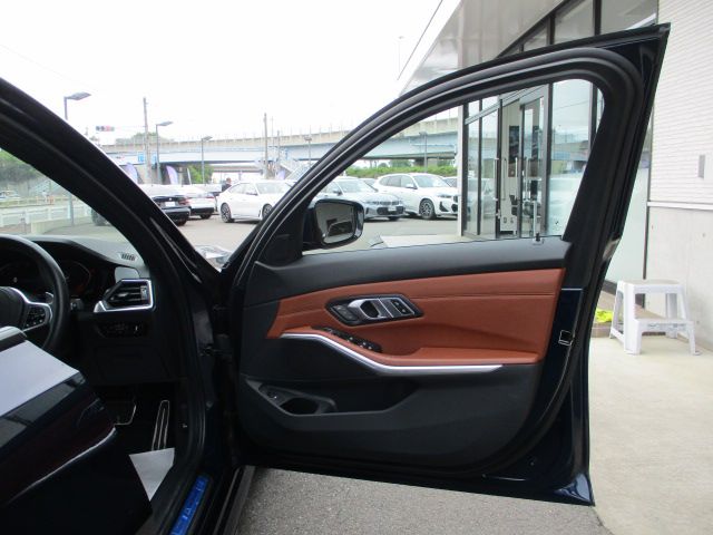 G21 320d xDrive Touring RHD