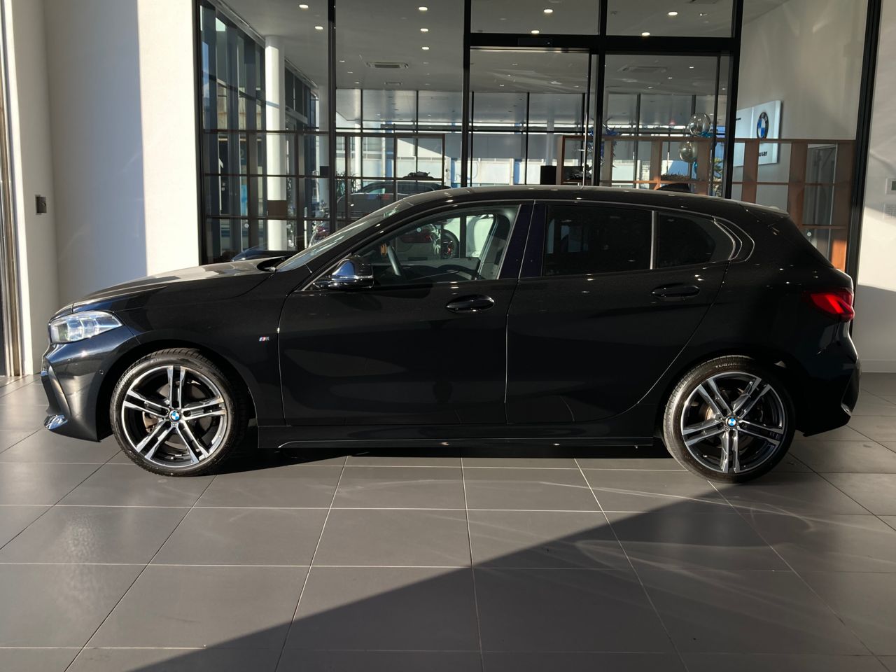 F40 118d Sports Hatch 5-door B47 2.0d