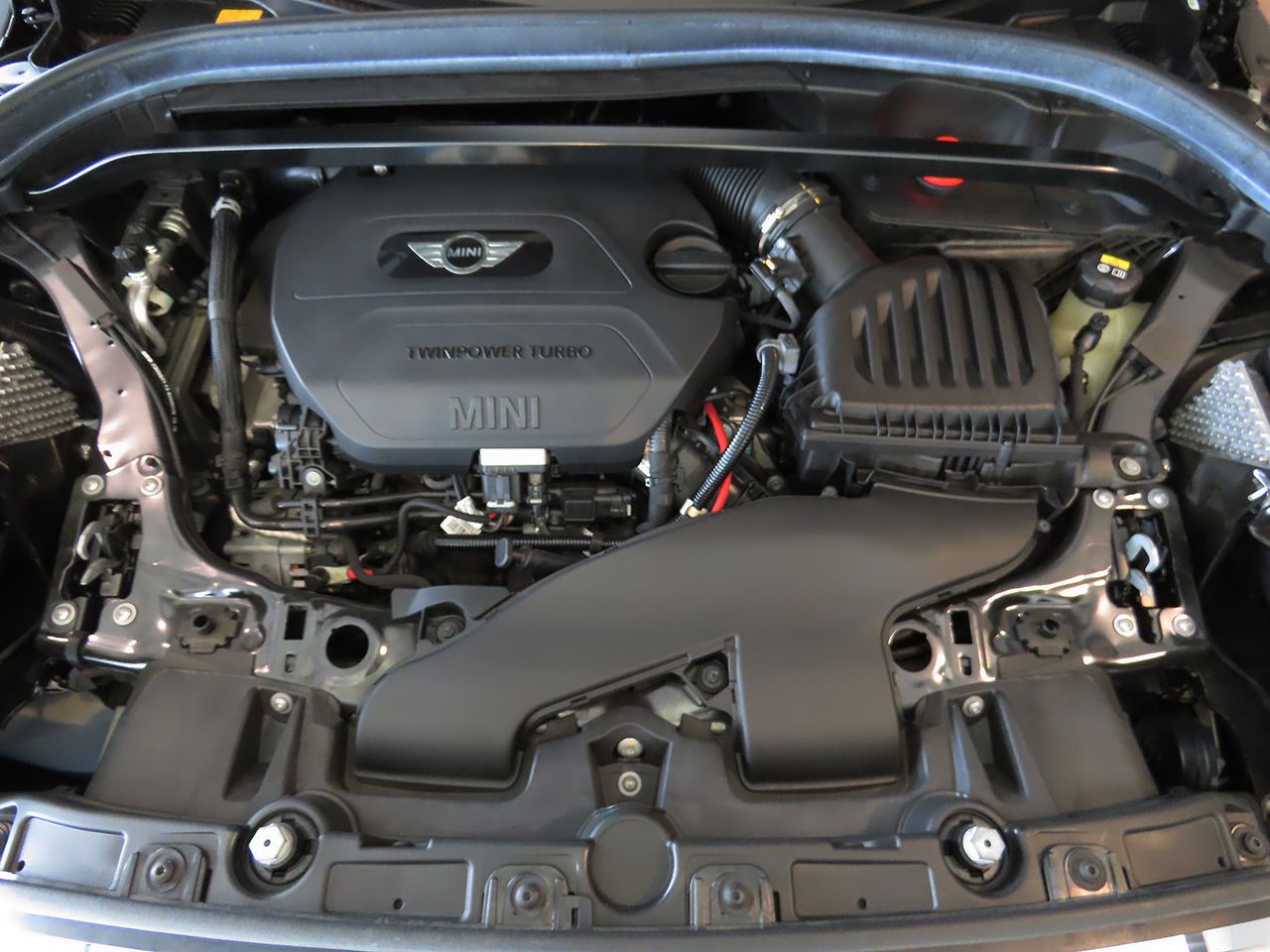 MINI CROSSOVER COOPER D