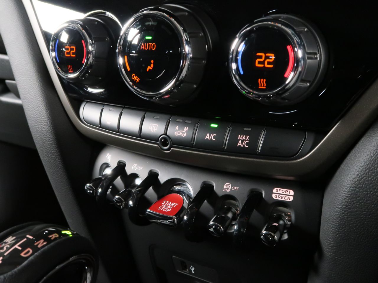 MINI CROSSOVER COOPER D ALL4