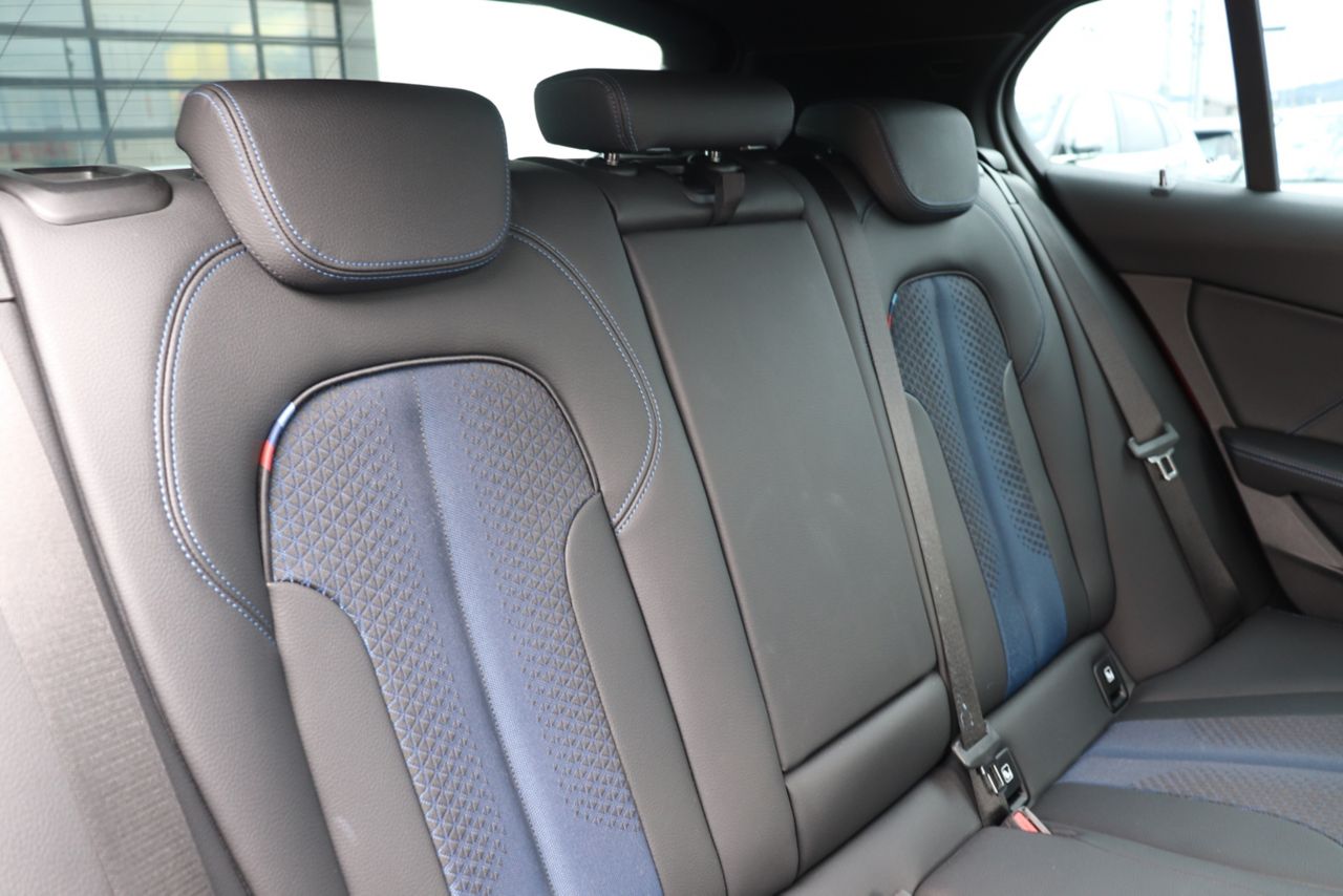 F40 118d Sports Hatch 5-door B47 2.0d