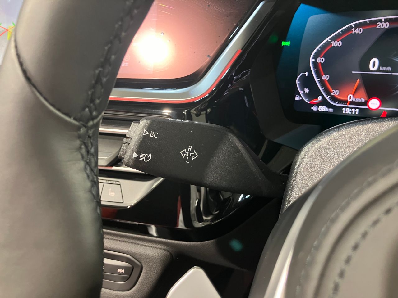 G29 z4 sDrive20i RHD