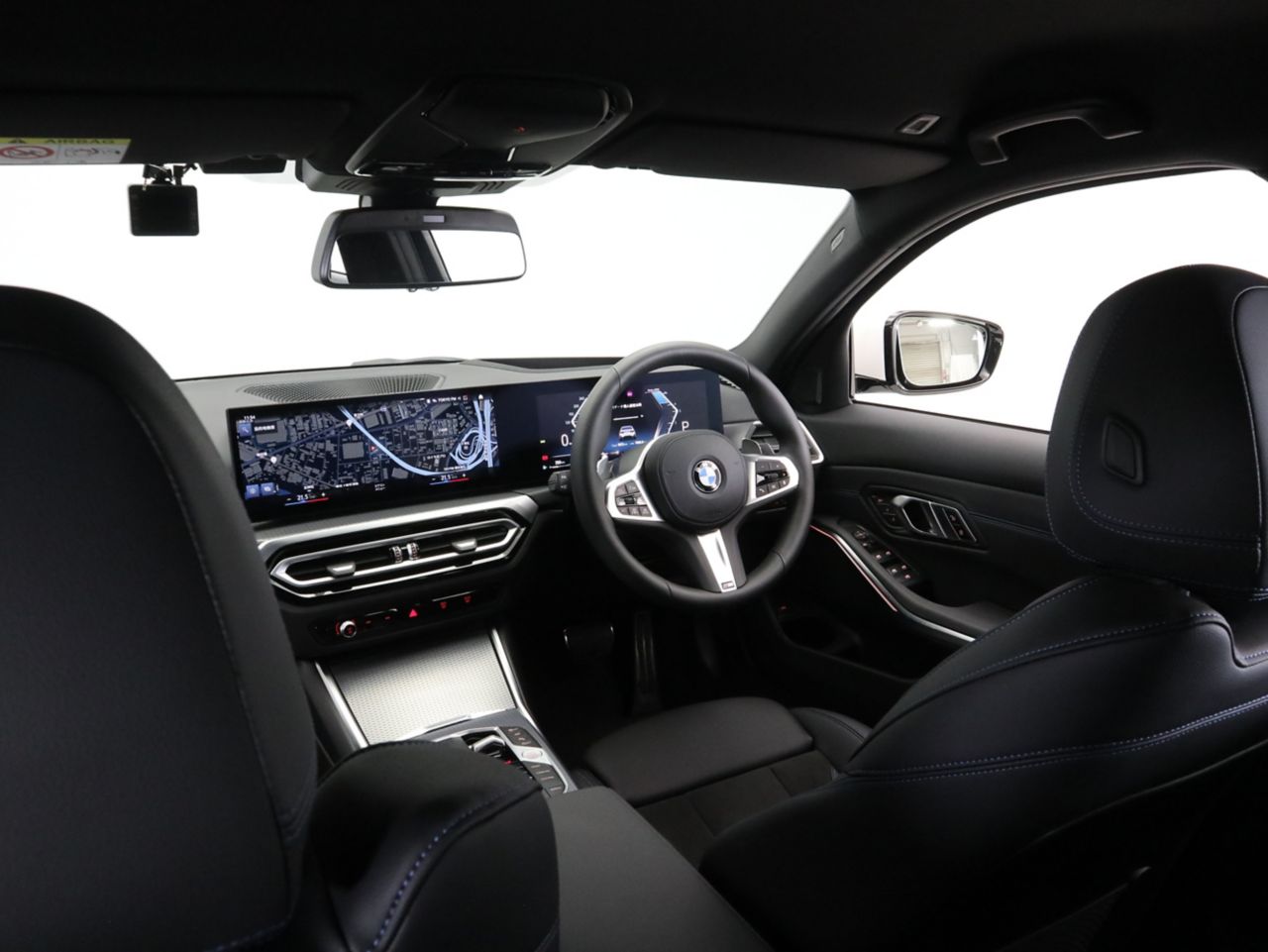 320d xDrive Berline RHD