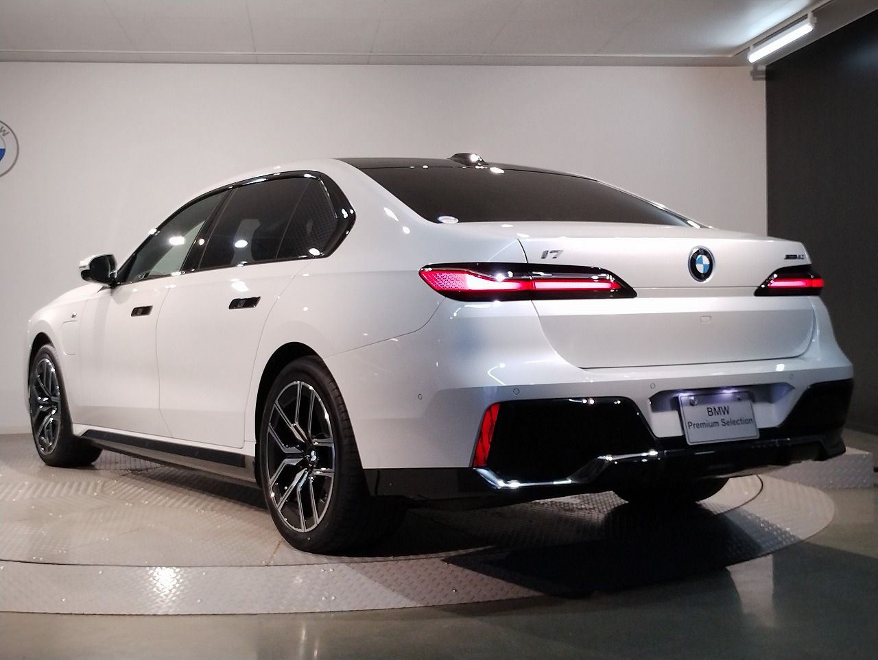BMW i7 eDrive50 Sedan RHD