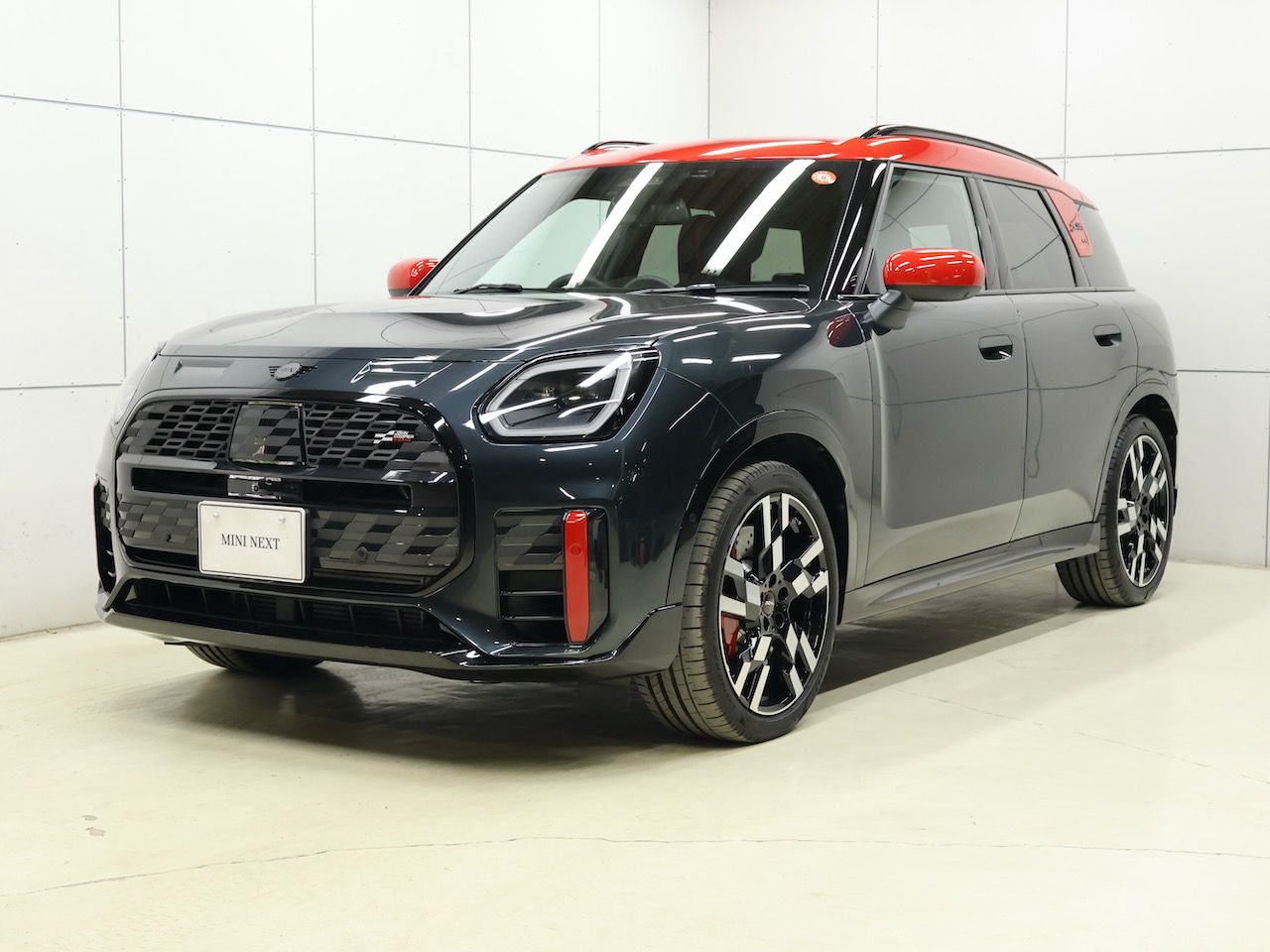 THE NEW MINI JOHN COOPER WORKS COUNTRYMAN ALL4