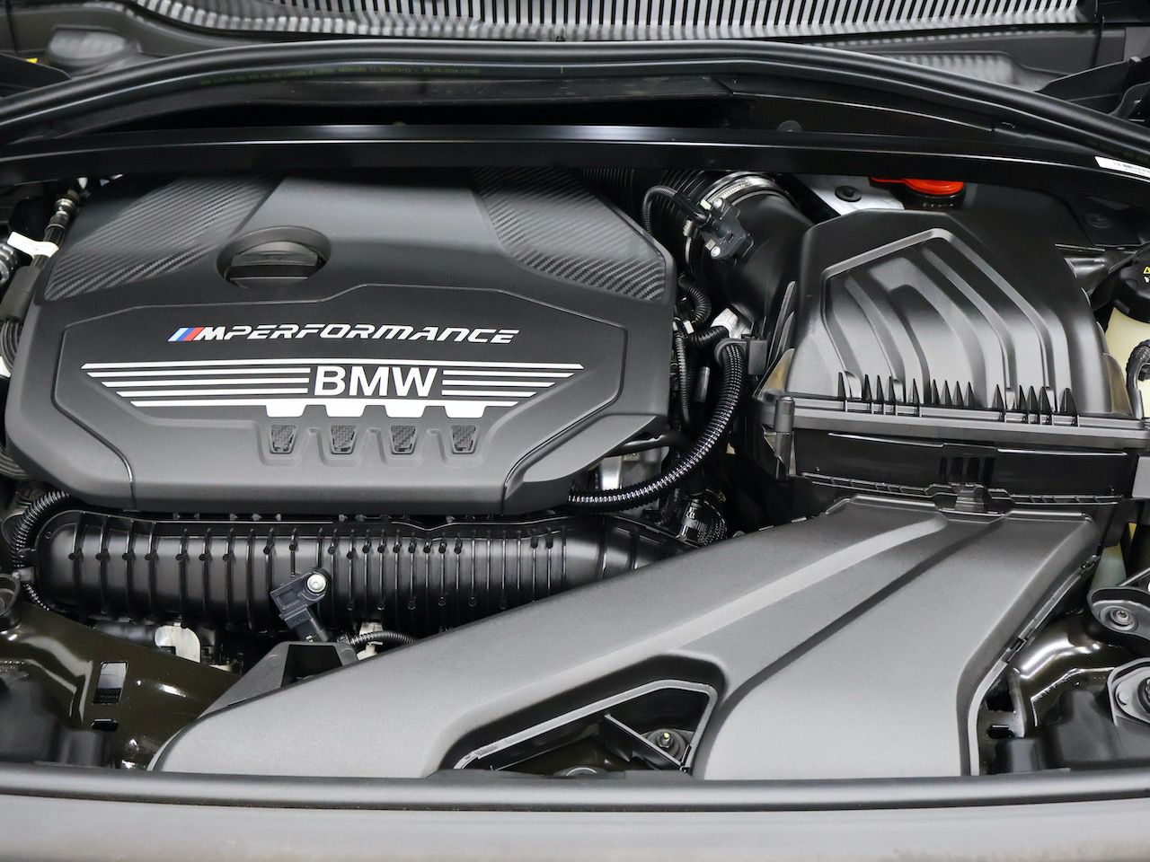 F4* **35i xDrive **** ***** B48 2.0i