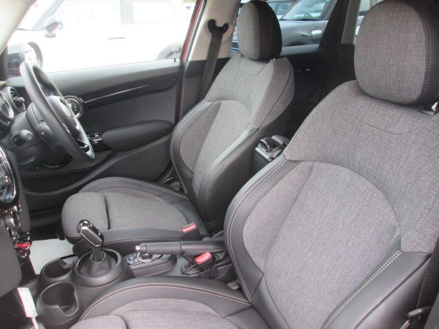 F55 MINI Cooper 5-Door Hatch LCI
