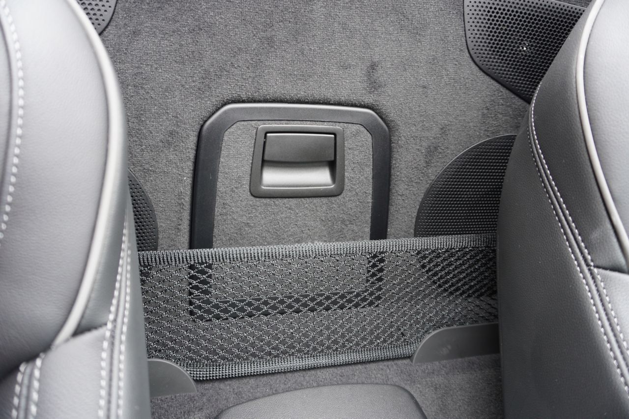 G29 z4 sDrive20i RHD