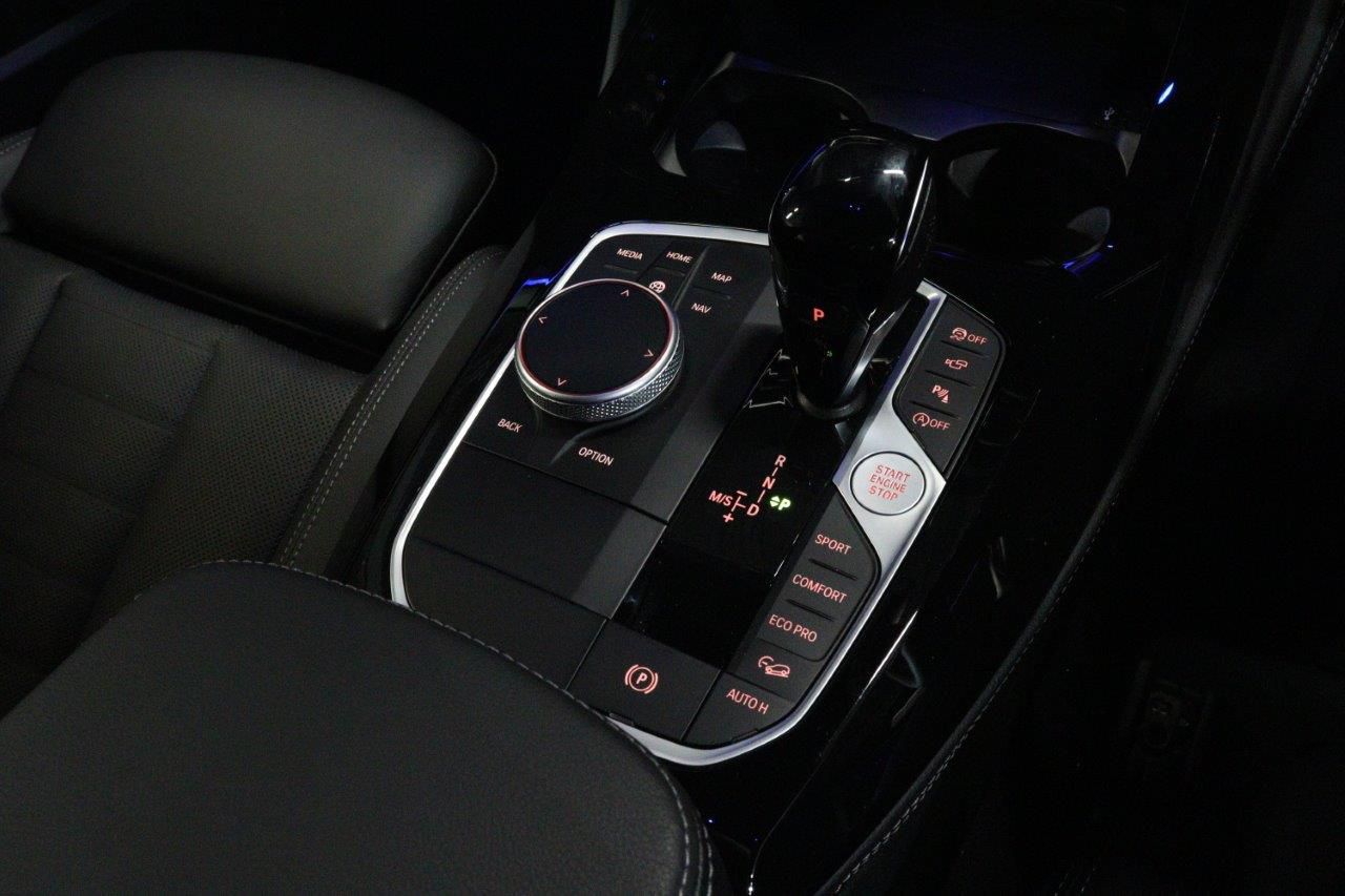 X4 xDrive20d RHD