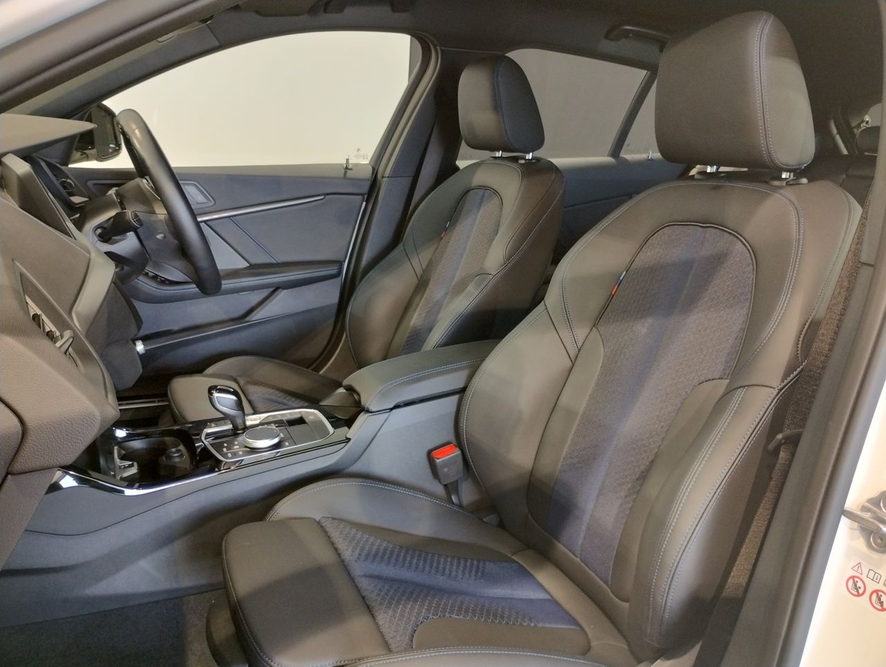 F40 118d Sports Hatch 5-door B47 2.0d