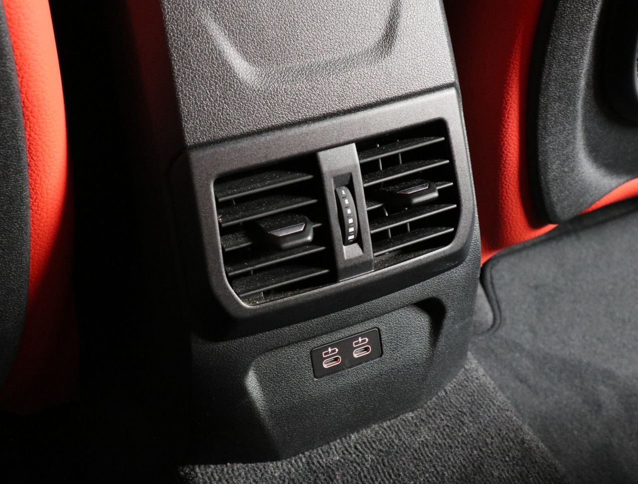 F40 118d Sports Hatch 5-door B47 2.0d