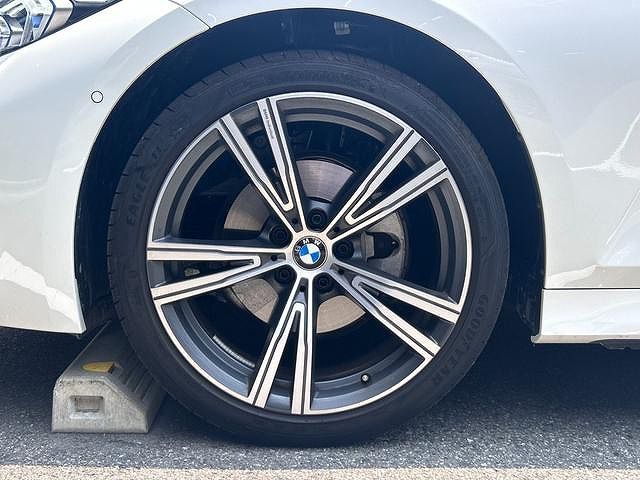 320d xDrive Berline RHD